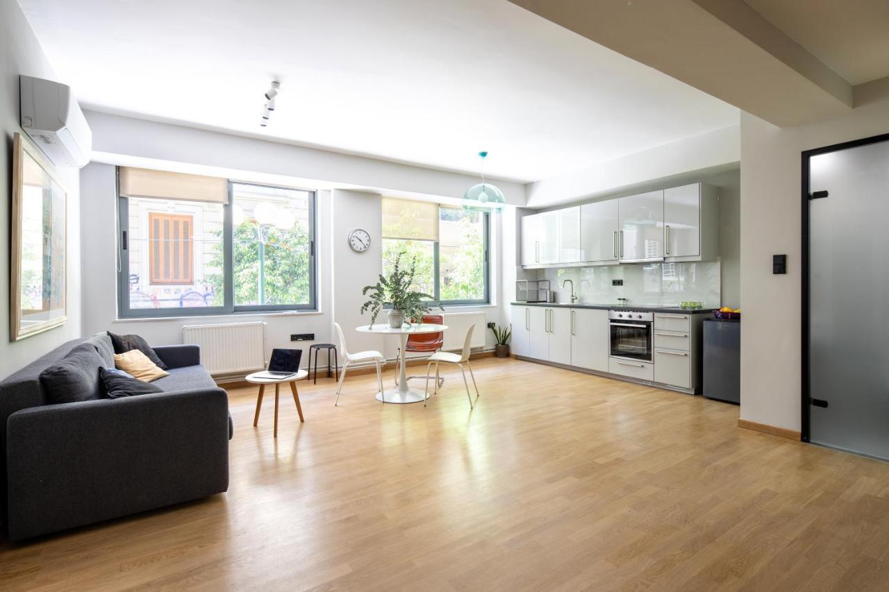 Bright 2Bdr Apartment Downtown Exarcheia! 아테네 외부 사진
